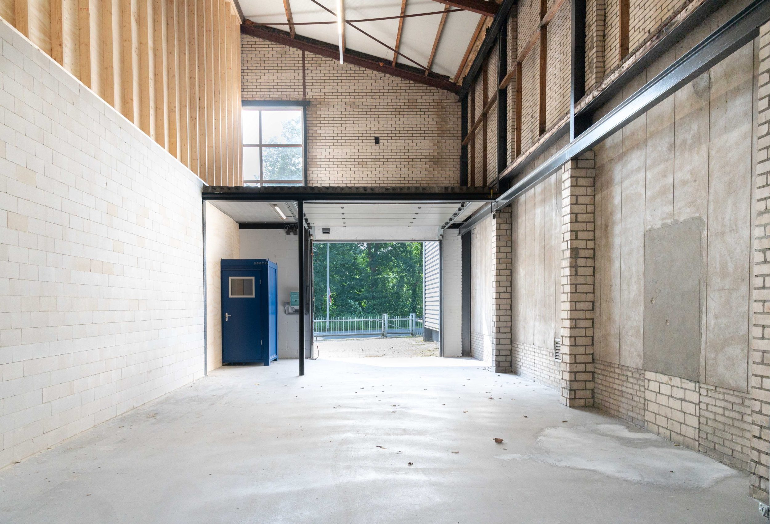 Bedrijfsunit 2: 120m²